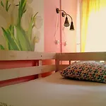 Wdj Hostel